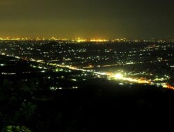 Bukit Bintang, Tempat Menghabiskan Malam Romantis di Yogyakarta