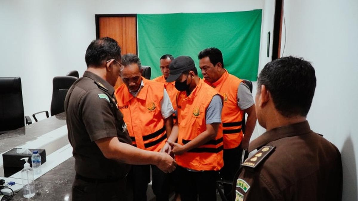 Masjid Raya Pekanbaru: Terdakwa Korupsi Divonis Bersalah, Harus Mengembalikan Uang Rp1 Miliar