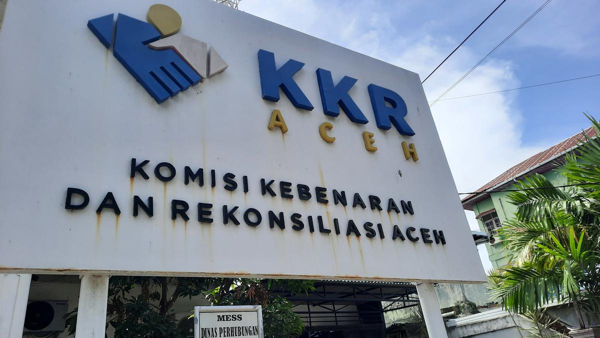 Perhubungan Antara Harakiri, Nek Minah, dan Tudingan Korupsi dalam Kementerian Kelautan dan Perikanan Aceh