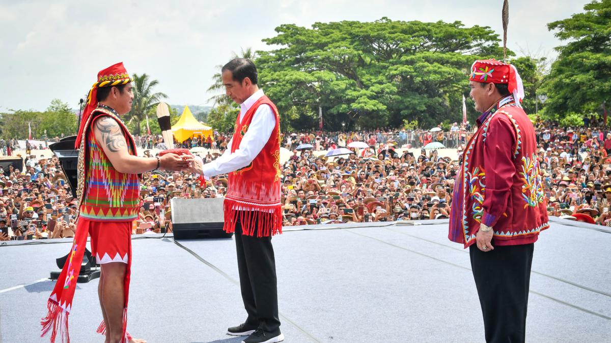 Potret Sesungguhnya Kutai Barat di Bawah Kepemimpinan Presiden Jokowi: Mengartikan Bhineka Tunggal Ika