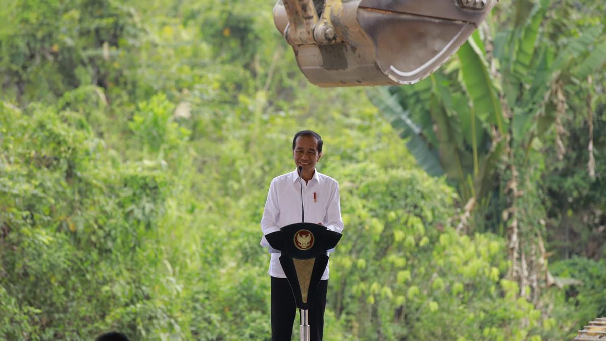 Teknologi Hemat Energi Diterapkan pada Revitalisasi SDN 020 Sepaku di IKN, Serta Inovasi Atap Rumah Adat Lamin