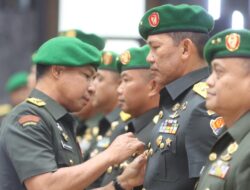 KSAD Agus Subiyanto Menjadi Pimpinan Sertijab bagi 3 Jenderal di TNI AD