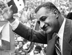 Letnan Kolonel Gamal Abdel Nasser
(diubah menjadi: Letnan Kolonel Gamal Abdel Nasser)