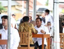 Doakan Sukses Usaha Kuliner Sholeh, Jokowi dan Prabowo Mampir Makan Bakso Bareng