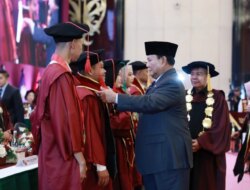 Prabowo Subianto Menghadiri Wisuda UKRI dan Menyampaikan Pesan untuk Anak-anak Muda: Jadilah Pemimpin yang Mencintai Rakyat