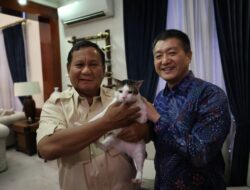 Prabowo Subianto Terima Ucapan Selamat dari Dubes China di Kertanegara, Didampingi Kucing Bobby