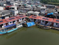 Jakarta Fishermen’s Village Expresses Gratitude for Floating Homes Given by Prabowo Subianto