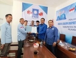 Iwan Ola, Ketua DPC Gerindra, Mendaftar sebagai Calon Wakil Bupati ke PAN Pangandaran