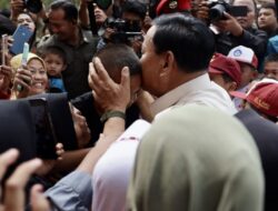 Prabowo Subianto Vows to Extend Welfare Programs to Children Nationwide in Indonesia