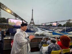 Prabowo Subianto Meriahkan Opening Ceremony Olimpiade Paris 2024 dengan Mendukung Kontingen Indonesia