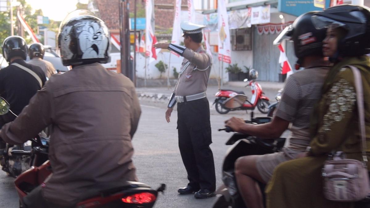 Kapolres Pemalang Beraksi Langsung di 98 Titik Ramai untuk Antisipasi Kemacetan