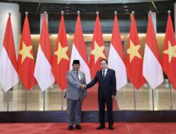 Prabowo Subianto Meets National Assembly Chair to Discuss Cooperation Potential after Meeting Vietnam’s President