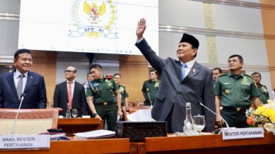 Prabowo Subianto Says Goodbye and Apologizes in Last DPR Meeting: More Responsibilities Ahead of Us