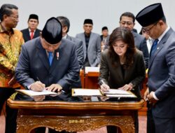 Prabowo Subianto’s Last Session at DPR: Attendance and Prayers from All Factions