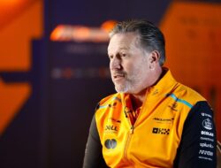 McLaren Dukung Pembayaran Steward F1: Wawasan Menjanjikan