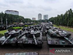 PERSIAPAN DEFIL ALUTSISTA HUT KE-80 TNI DI MONAS